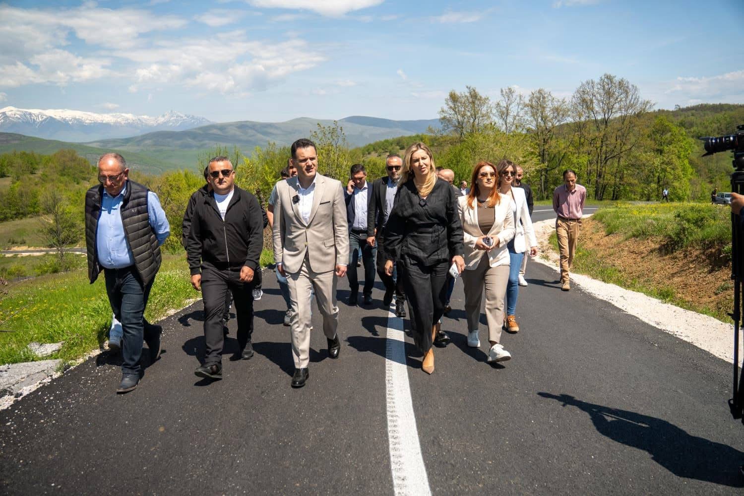 Përurohet faza e parë e rrugës Merovë–Sallarevë, investim i rëndësishëm për infrastrukturën në Zhelinë