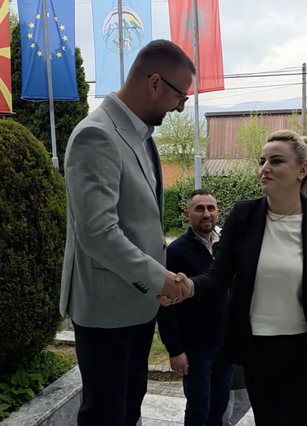 Zv/ministrja e Sportit Safije Sadiku në vizitë te kryetari i Komunës së Tearcës, Daut Memishi