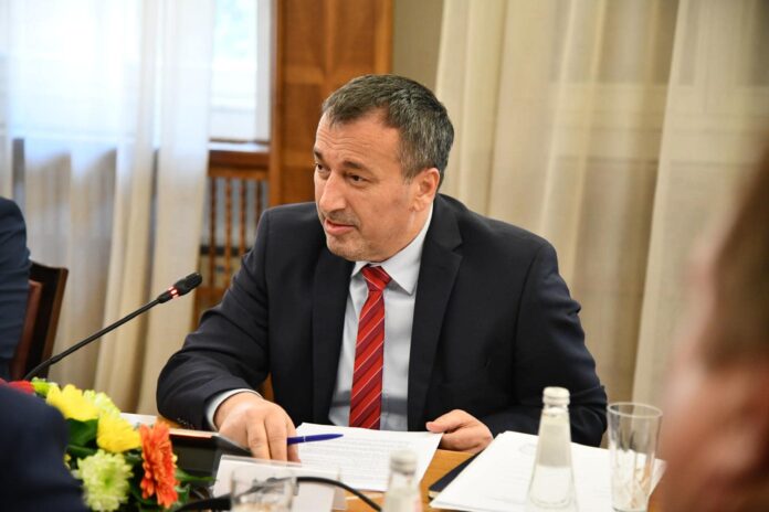 Padi ndaj Blerim Bexhetit, dyshohet për keqpërdorim të mbi 42 milionë denarëve