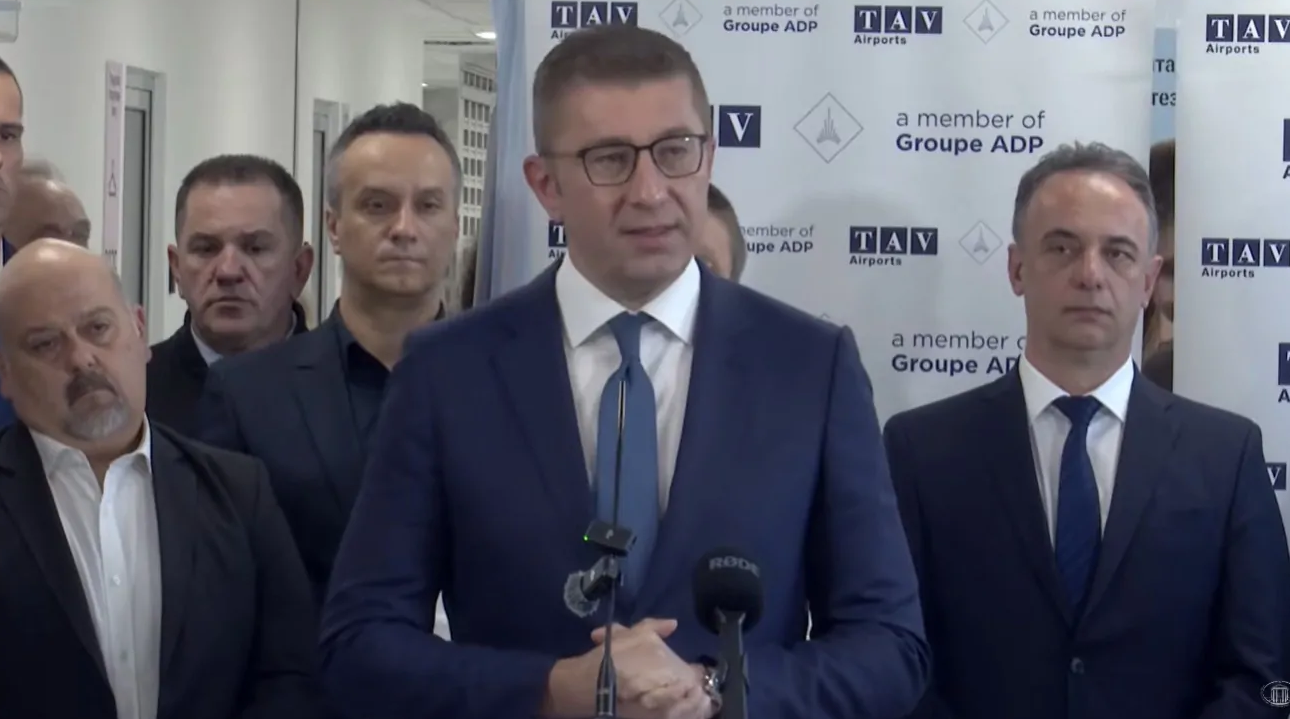 Studentët paralajmërojnë protestë më 18 maj për jurisprudencën në gjuhën shqipe – Mickoski: Shumë shpejt do të dalim me propozim zgjidhje